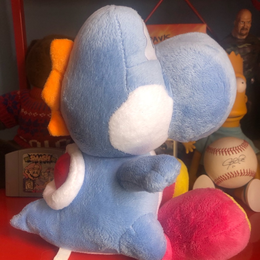 Yoshi Plush - Picture 5 of 5